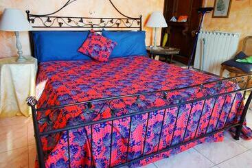 مبيت وإفطار Romantic Casa Lorenzina Affittacamere