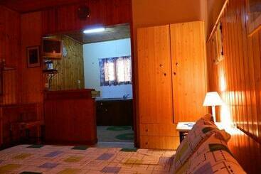 游客公寓 Corfu Dream Village