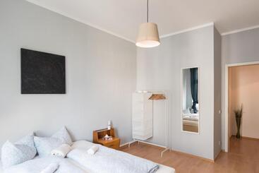 簡易ホテル Oskars Absteige