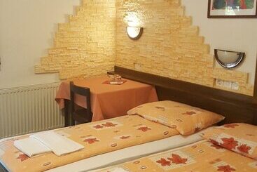 فندق Pri Ancki B&b Ljubljana Suburbs