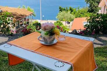 تختخواب و صبحانه Villa Alessandra