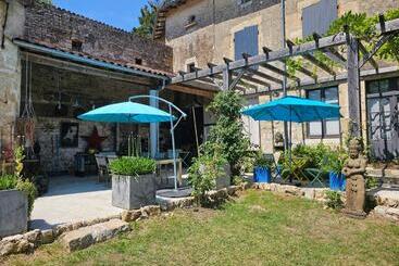 צימר Maison Fossemagne