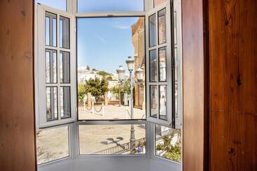 پانسیون Hostal Atalaya