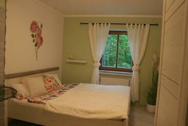 Krug S Family Hostel Und Restaurant