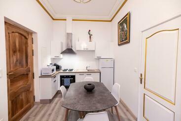 Пансион Appartement Maison De L église Du Couvent