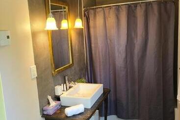 膳宿费 Le Lodge Du Lac