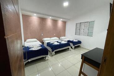 פנסיון Pousada Império De Minas