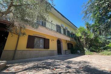 צימר Agriturismo Al Gallo Verde