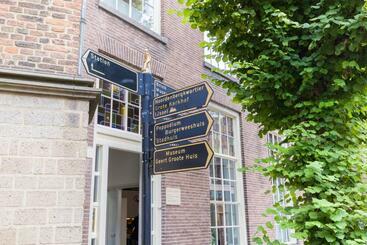 تختخواب و صبحانه Citystays Deventer