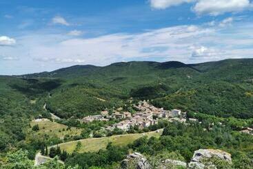 مبيت وإفطار Libre à Vous ..