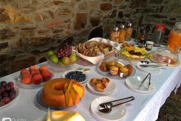 Отель Quinta Da Urtigueira