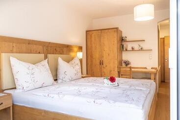 פנסיון Haus Alpenblick