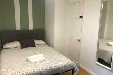 膳宿费 Lovely Budget Double Ensuite In Bricklane