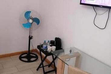 膳宿费 Zabalaza Guesthouse