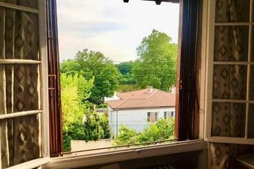 تختخواب و صبحانه R & R Bergerac