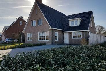 צימר Luxe Kamer Aan Zee