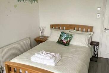 Woodlands Bellevue Bed & Breakfast