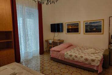 Пансион Gaeta Holidays