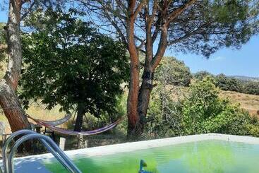 تختخواب و صبحانه Alpujarra Guesthouse, Habitaciones En Un Cortijo Sostenible Y Aislado En Medio De La Nada En Parque