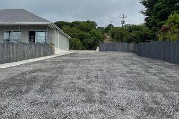 تختخواب و صبحانه Haven Rooms Sea View At The Blue Haven