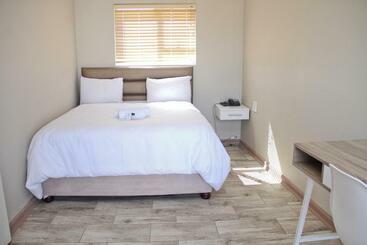 تختخواب و صبحانه The View Guesthouse