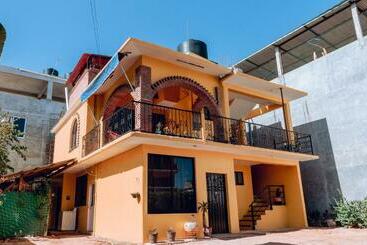 Пансион Departamento Lekami