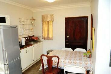 پانسیون Gracias Guest House