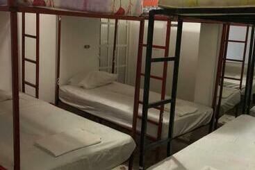 پانسیون Mini Hostal Cultural De Mazatlán