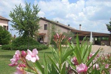 Agriturismo La Rocchetta