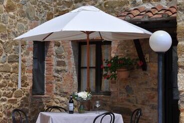 아파트 Castello Di Selvole Adults Only