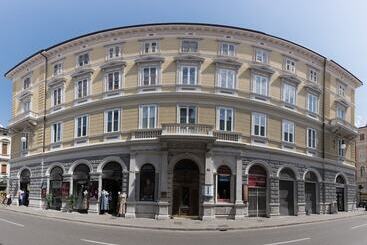 호텔 Nuovo Albergo Centro