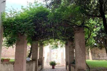 Ostello Palazzo Pierantoni