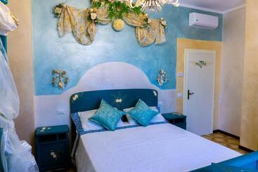 ベッドアンドブレックファースト Bellavista Versilia