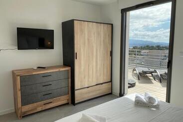 מלון דירות Blue Agosta