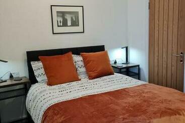 هتل کپسول No.8