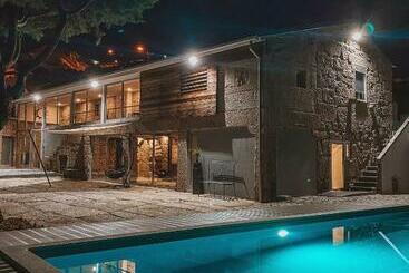 هتل Quinta De Requeixo