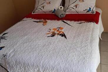 بنسيون Oakfield Lounge