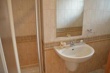 پانسیون Vila Happy