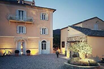 膳宿费 A Villa Di Rutali