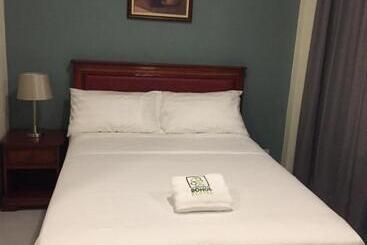 هاستل Bohol Ecotel