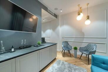 מלון דירות Elysium Residence