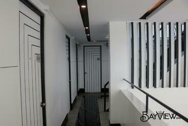 בית מלון כפרי Bay View Inn