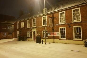 فندق Bjds  Ltd T/a Kings Head