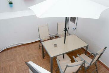 هتل Urban Suites