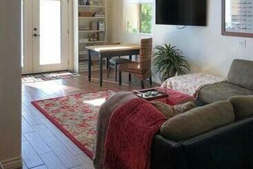 بنسيون Beautiful New Detached Casita Nestled In Scenic Southern Ca Foothills!