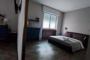 펜션 I Tre Marchi Rooms / Camera Mare