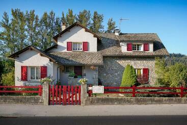 مبيت وإفطار Aux Peupliers