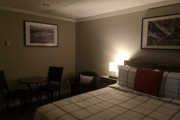 The Cache Hotel And Lodgings