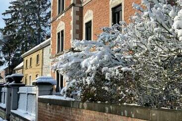 פנסיון Le Cap  Des Loups