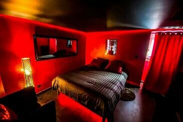 هتل Le Rêve D’une Nuit Suite Mystérieuse